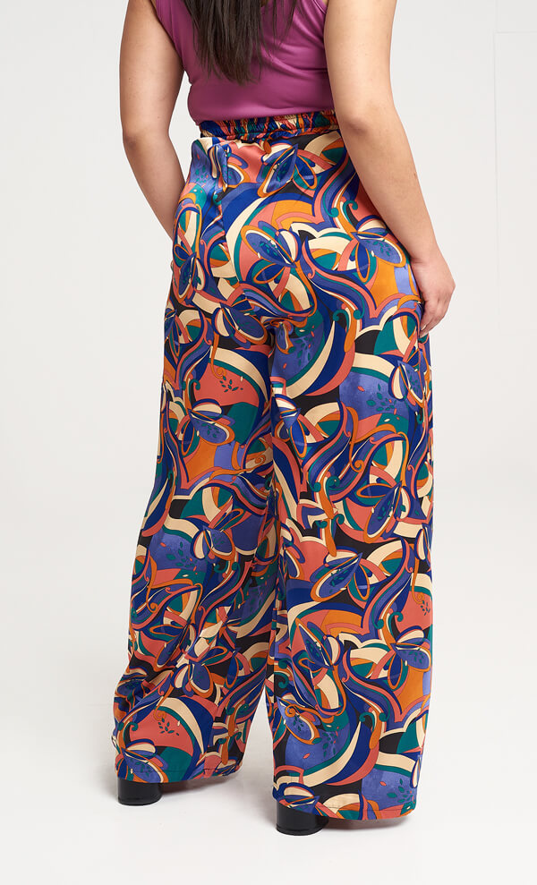 Fabicurves-SetPlussize_FabiDorotheaSet_Setpantelonasakakimexrwmatistopatern_1-(10)